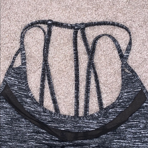 NWT VICTORIA’S SECRET Marled Strappy Sports Bra - Picture 2 of 13